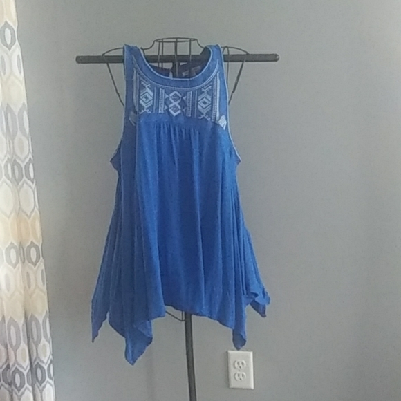 American Eagle Outfitters Other - Flowey tank top